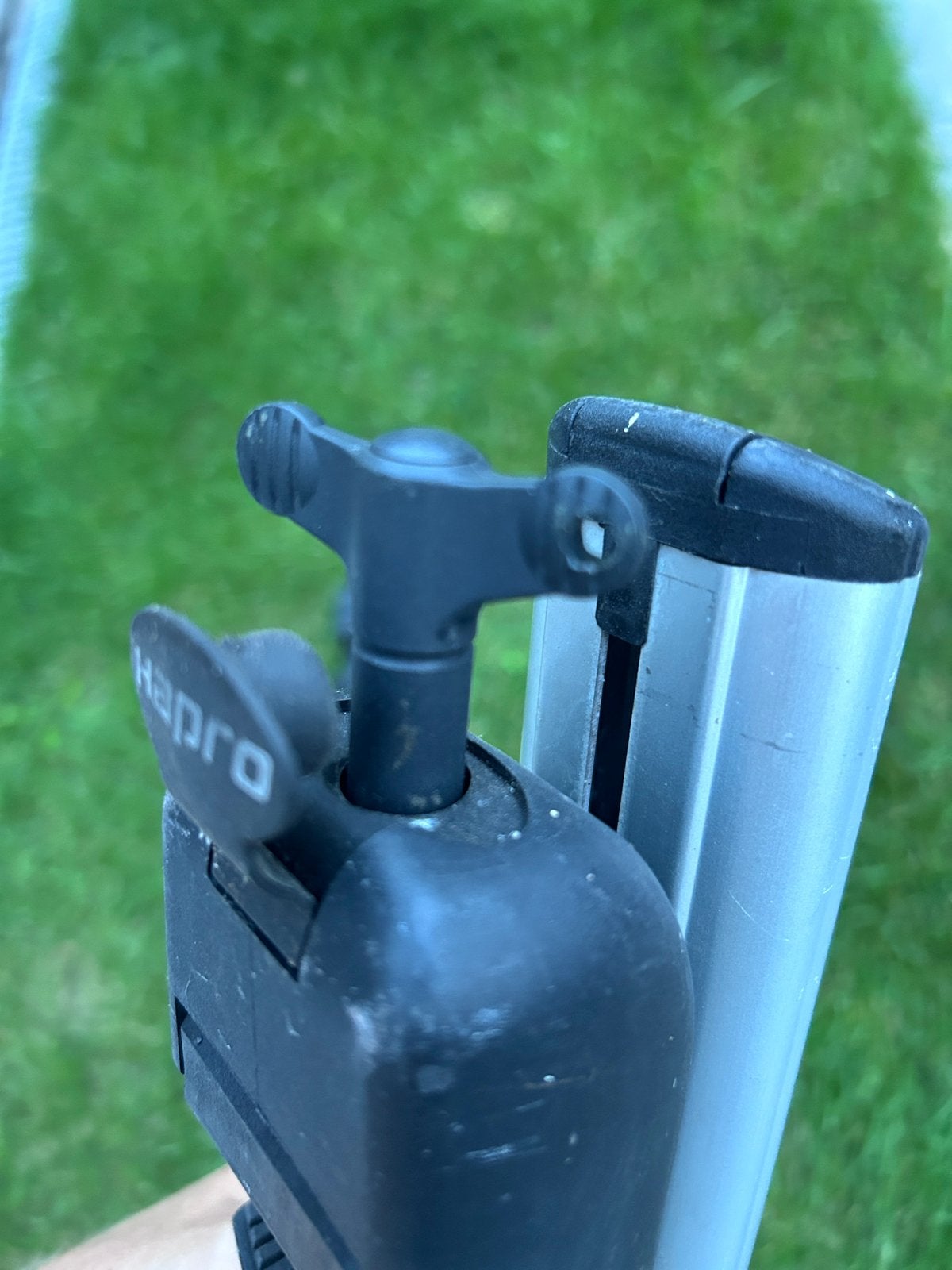 Hapro Cronos 125 Alu dakdragers voor open dakrails, Ophalen, Gebruikt