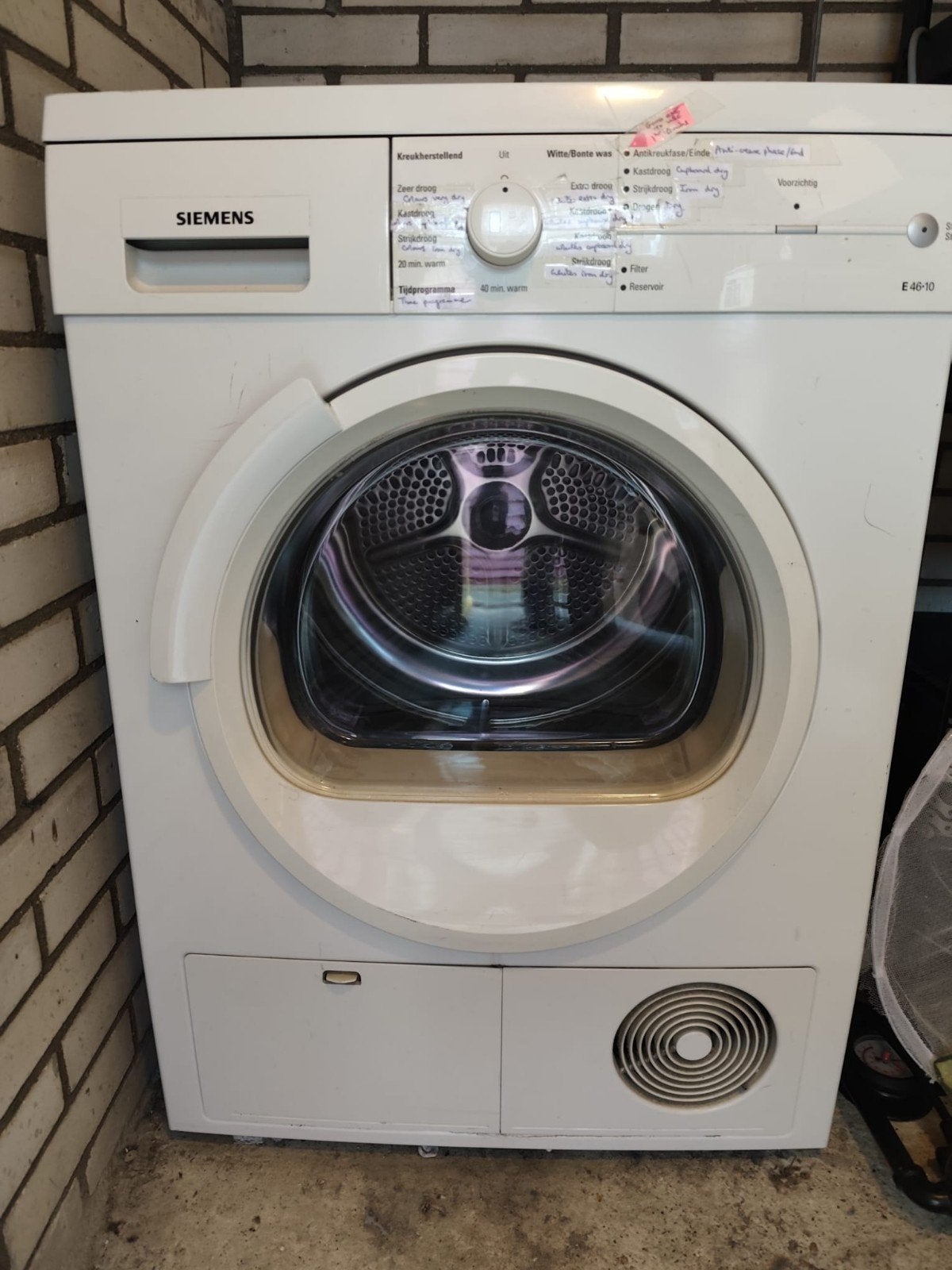 Siemens E46-10 6kg condensdroger, Ophalen, 6 tot 8 kg, Anti-kreukfase, Zo goed als nieuw