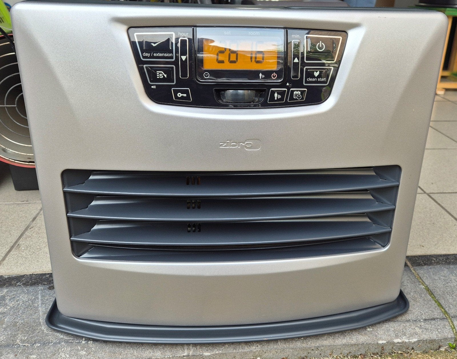 Zibro Toyotomi LC150 4,85 Kw Laserkachel in nieuwstaat, Ophalen, Overige brandstoffen, Petroleumkachel, Zo goed als nieuw