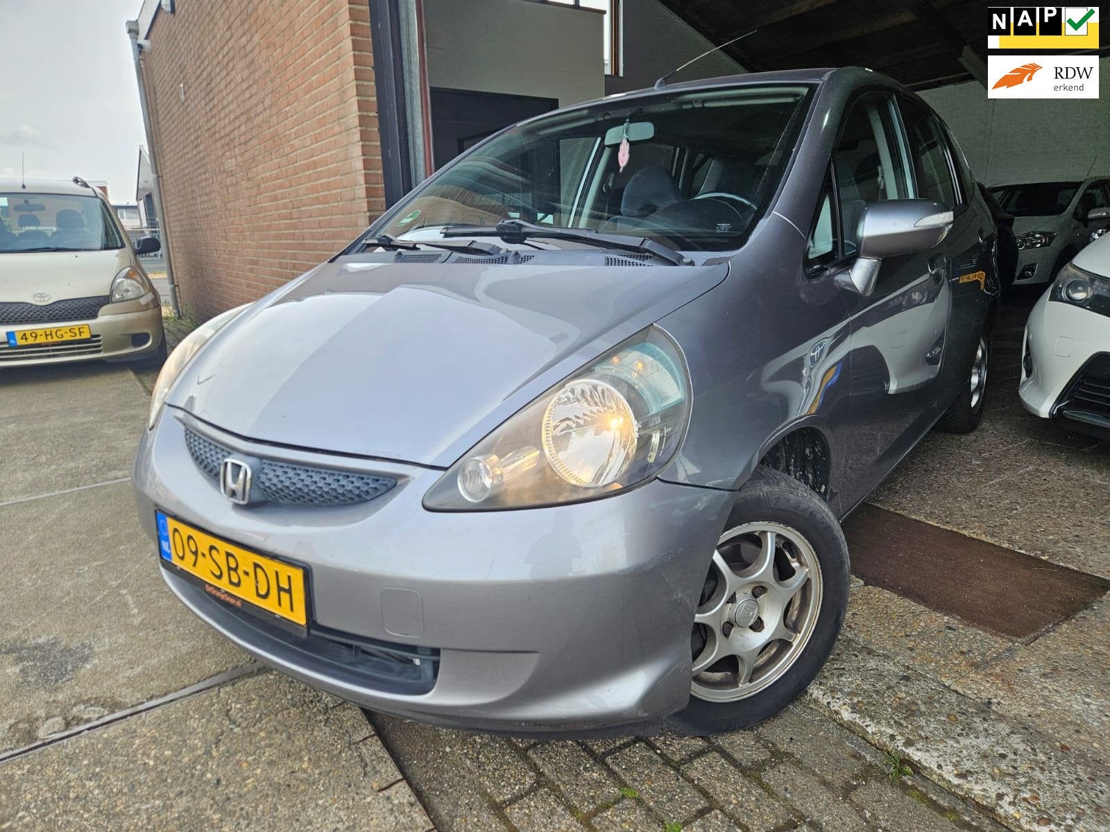 Honda Jazz 1.4 LS Garantie APK bij de aflevering, Auto's, Voorwielaandrijving, 83 pk, 450 kg, 4 cilinders