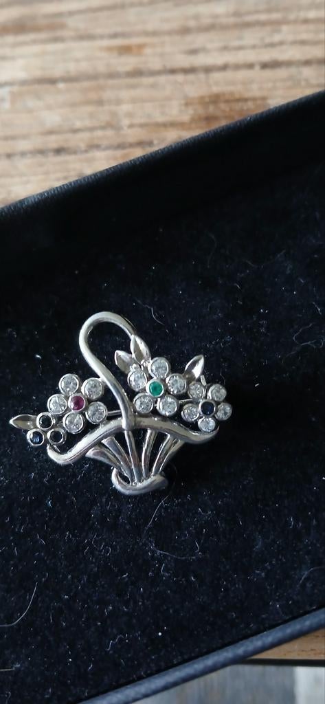 Leuke broche  met gekleurde stenen echt zilver, Verzenden, Minder dan 4 cm, Nieuw, Met edelsteen
