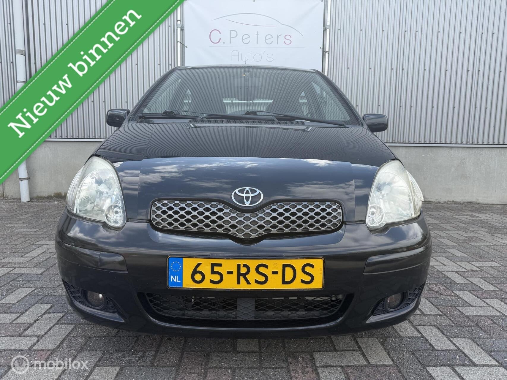 Toyota Yaris 1.3 VVT-i S-Line 2005 / Airco / Trekhaak / 3deu, Voorwielaandrijving, 1299 cc, Gebruikt, 31 €/maand