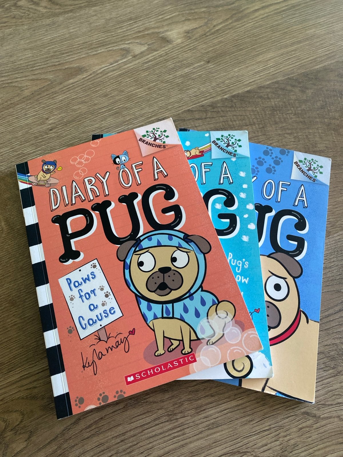 Diary of a Pug - Deel 1, 2 en 3 - Kyla May - Zo goed als nie, Ophalen, Zo goed als nieuw, Fictie algemeen