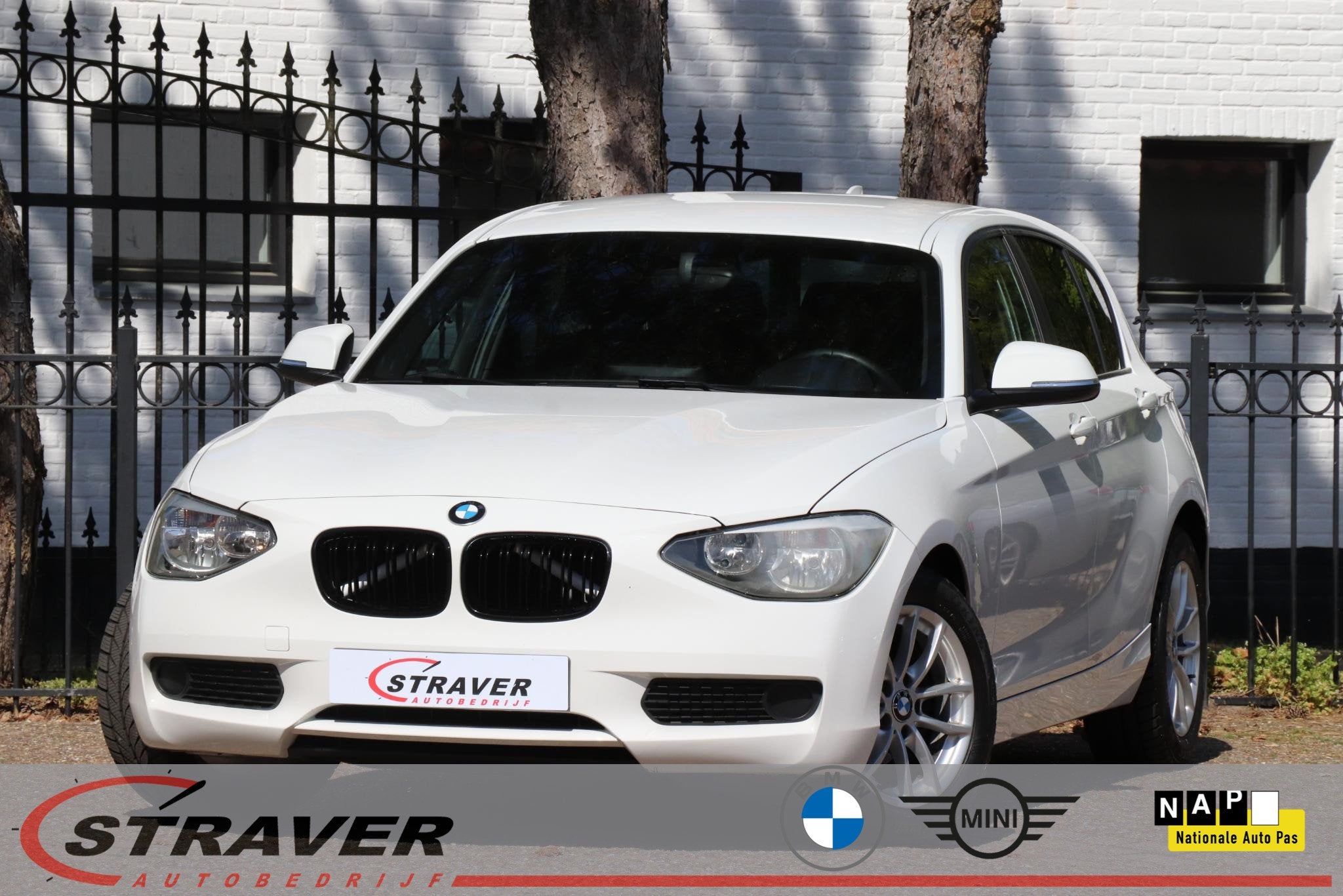 BMW 1-serie 116i |M-Sport interieur, Auto's, BMW, 1-Serie, Euro 6, 4 cilinders, Wit