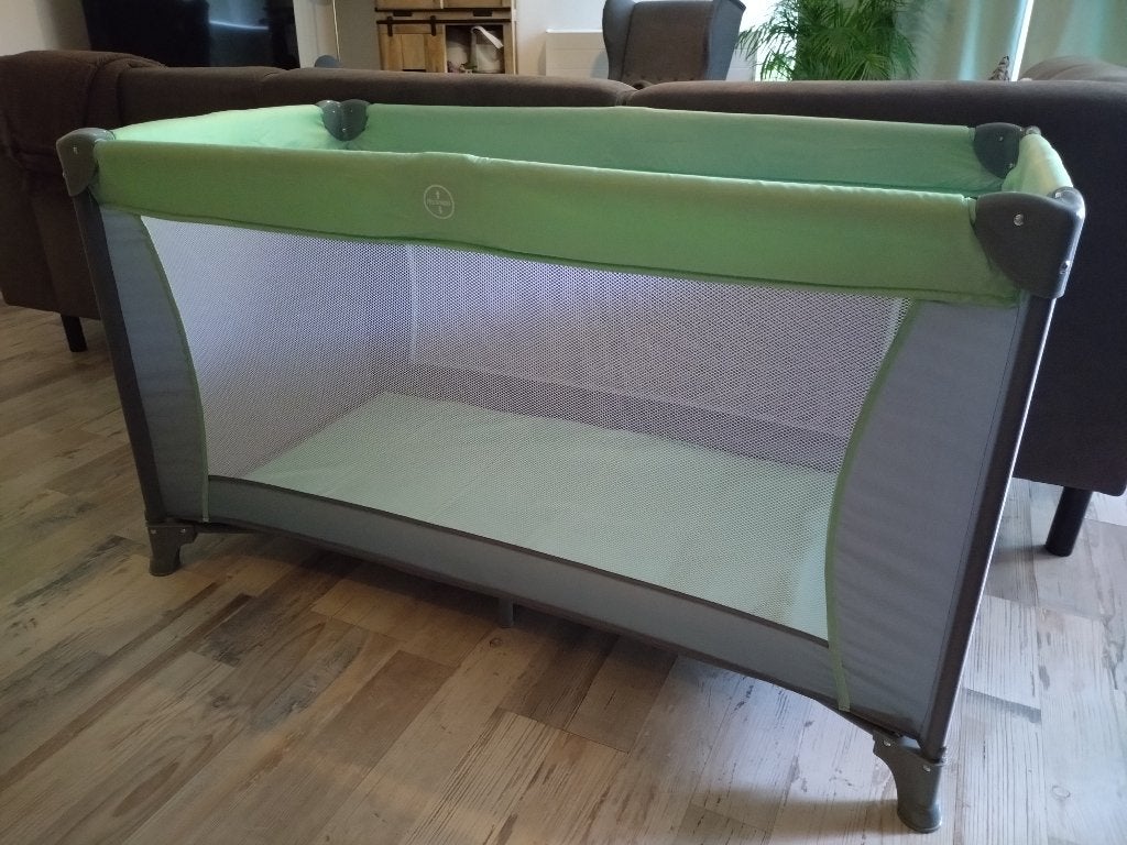LUPILU campingbedje met matras voor baby/peuter, Ophalen, Zo goed als nieuw, Reisbedje