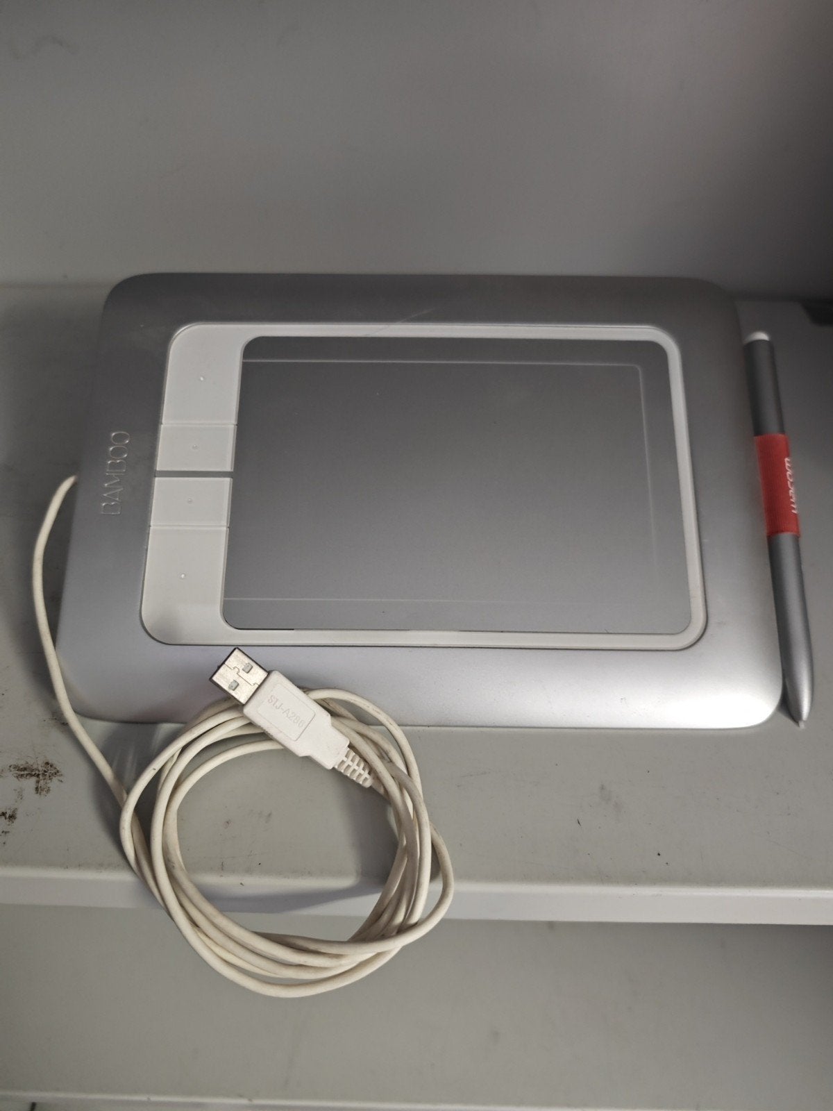 Wacom Bamboo Fun CTH-461 tekentablet met pen, Computers en Software, Ophalen of Verzenden, Gebruikt, Bedraad, Wacom