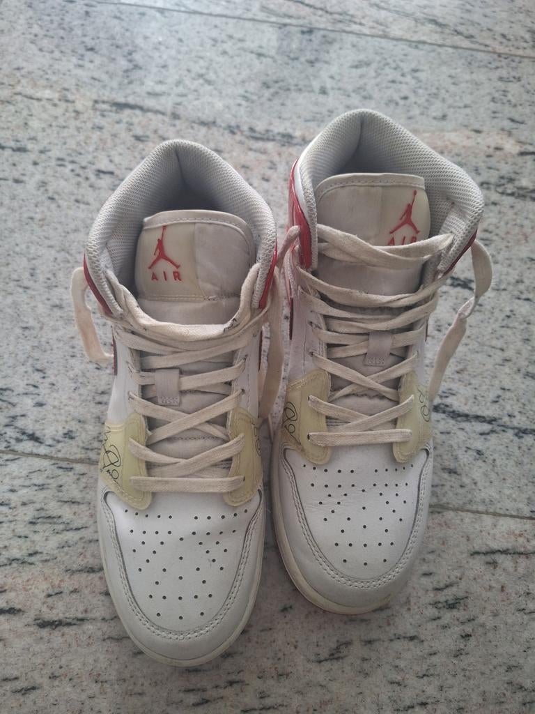 Air Jordan 1 Mid "Rookie Season" DR6496-116 - Maat 40, Wit, Nike, Ophalen of Verzenden, Sneakers of Gympen