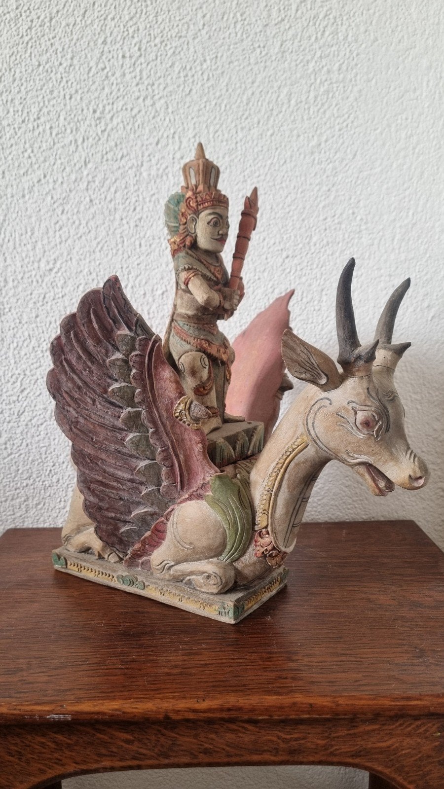 Houtsnijwerk beeld Bali Indonesië, Antiek en Kunst, Ophalen of Verzenden