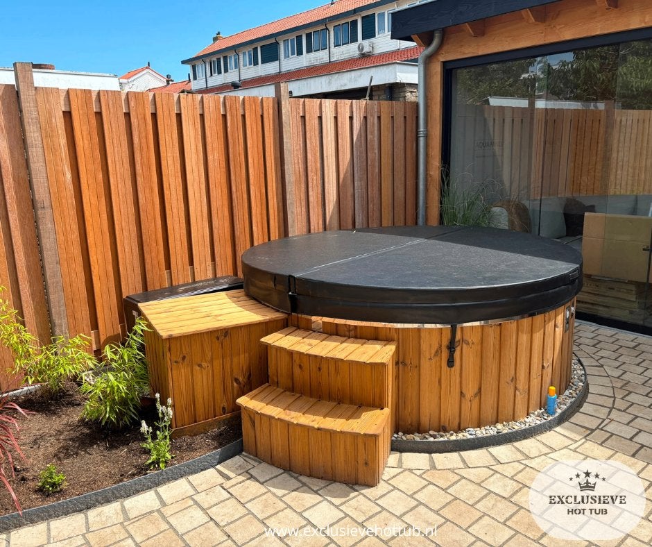 Hottub te koop|Houtgestookt|Elektrisch of Hybride|NIEUW, Ophalen of Verzenden, Nieuw, Trap