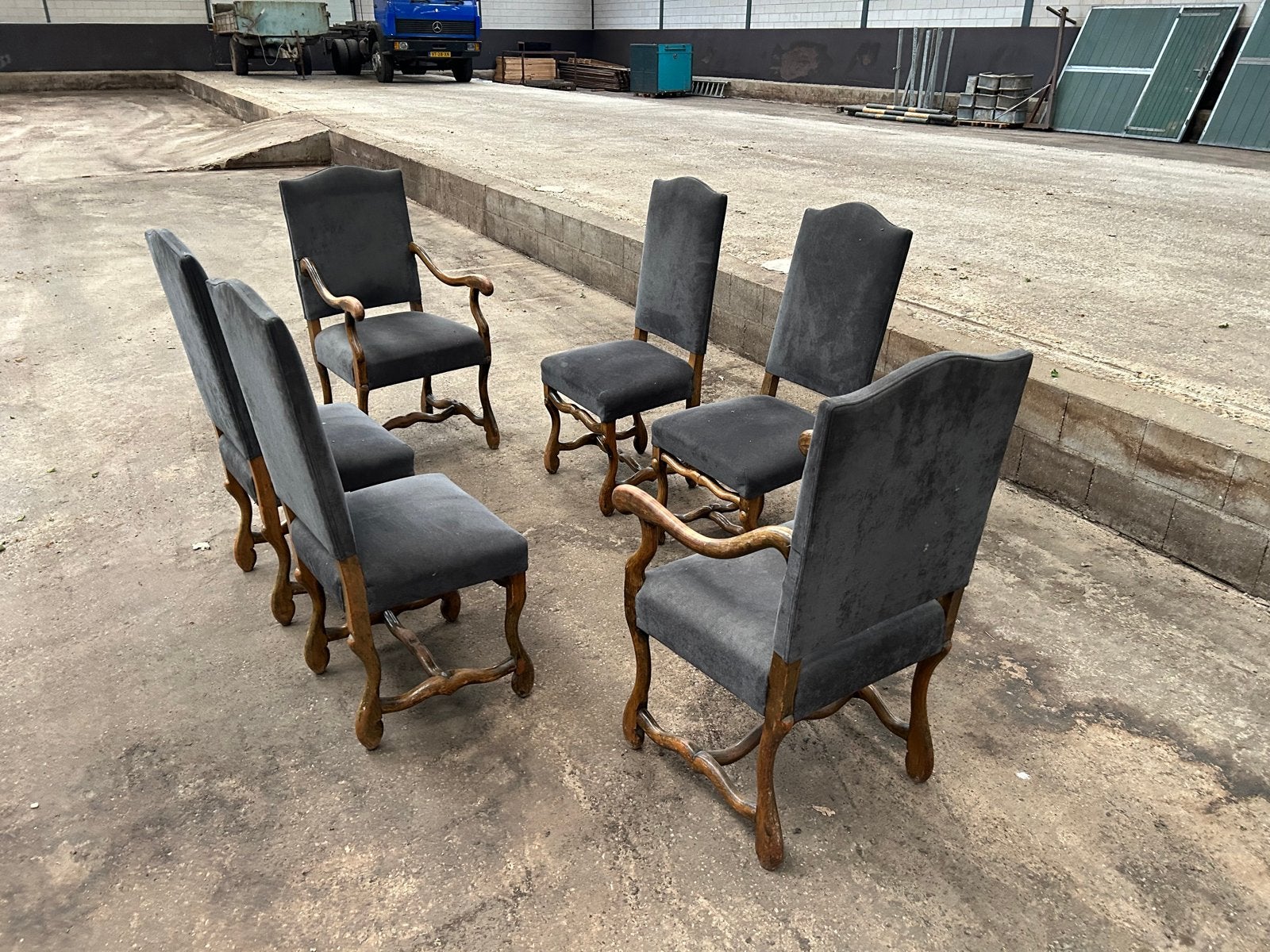 Partij os du Mouton stoelen - 60 stuks, opnieuw bekleed, Ophalen