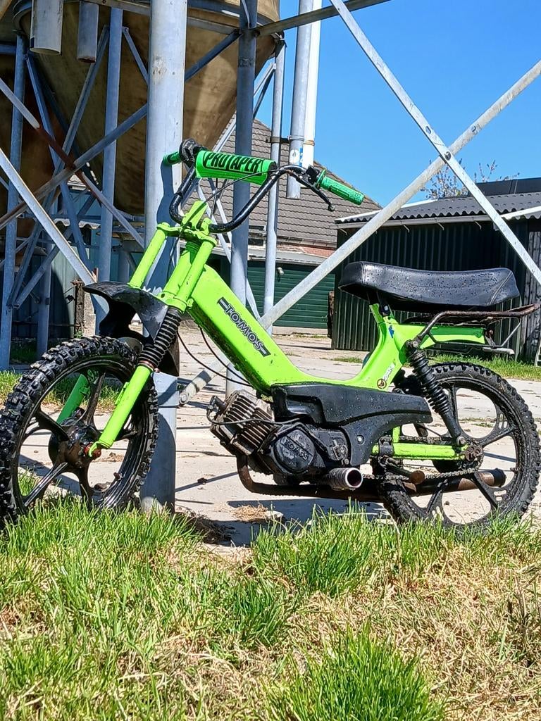 Cross tomos 65cc, Fietsen en Brommers, Ophalen, Zo goed als nieuw, 65 cc, Standard