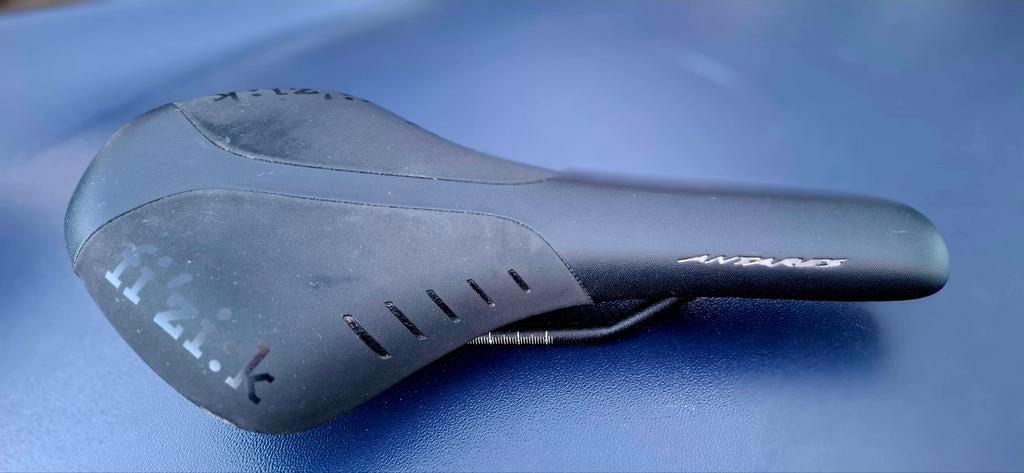 Fizik Antares R5 racefietszadel - Comfort en prestatie, Gebruikt, Kunststof, Ophalen of Verzenden, Zadel