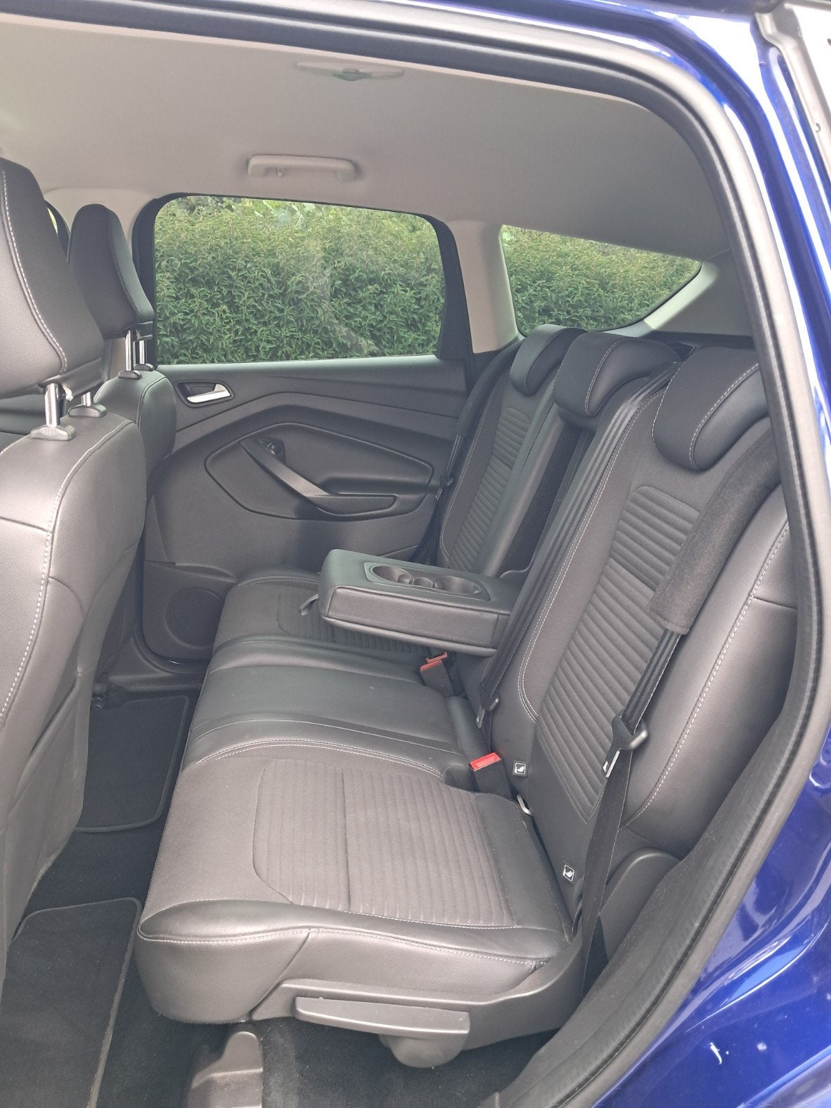 Foto 8 van Ford Kuga 1.5 Ecoboost 2018 met trekhaak.