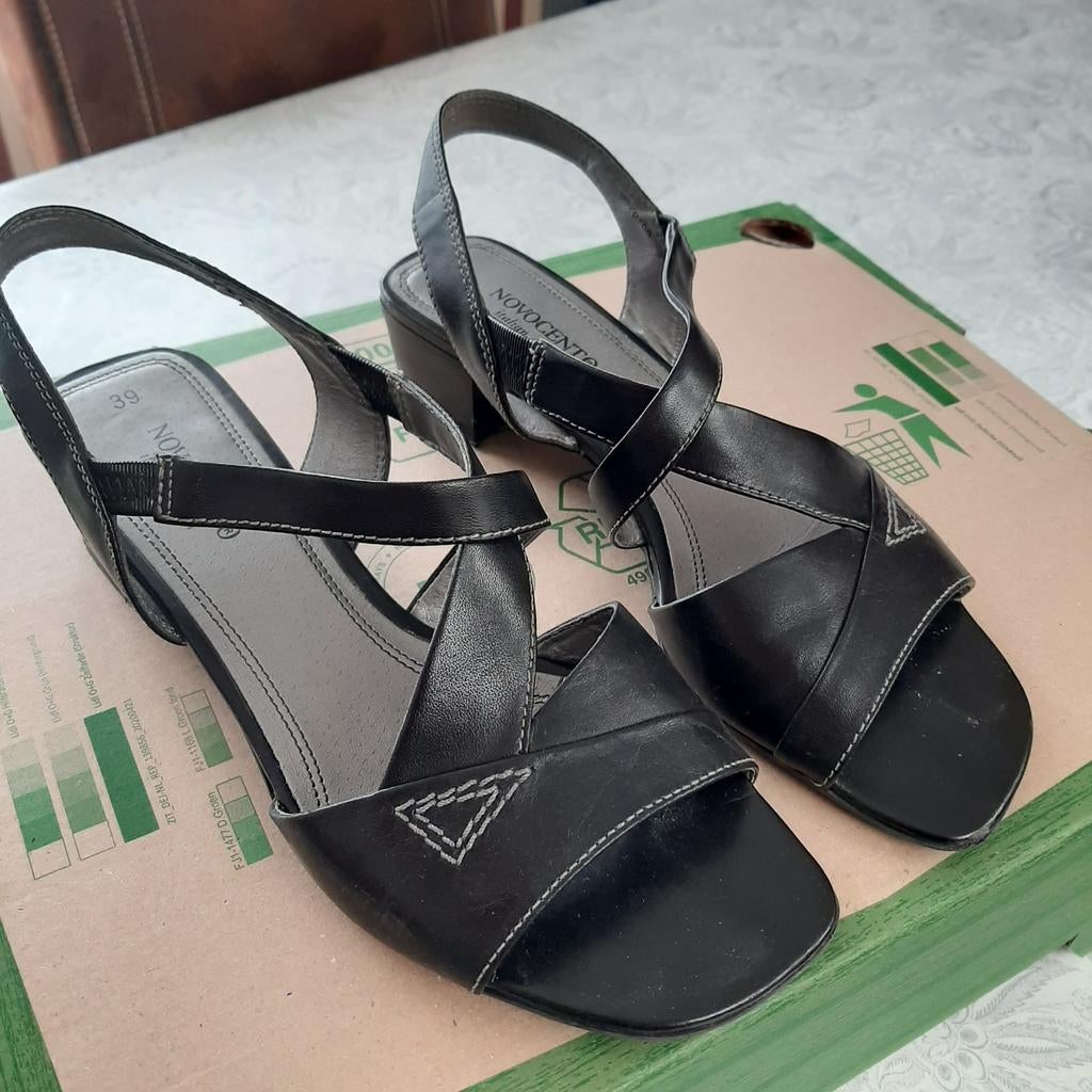 Dames Zwarte Zomer Sandalen Maat 39 - NOVOCENTO, NOVOCENTO, Zwart, Gedragen, Sandalen of Muiltjes