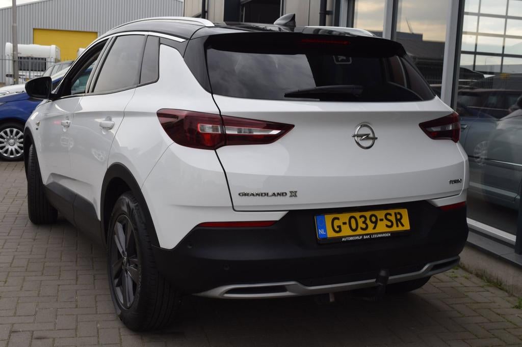Opel Grandland X 1.2 Turbo 120 Jaar Edition | LED | Navi | L, Voorwielaandrijving, Gebruikt, 1199 cc, Leder en Stof