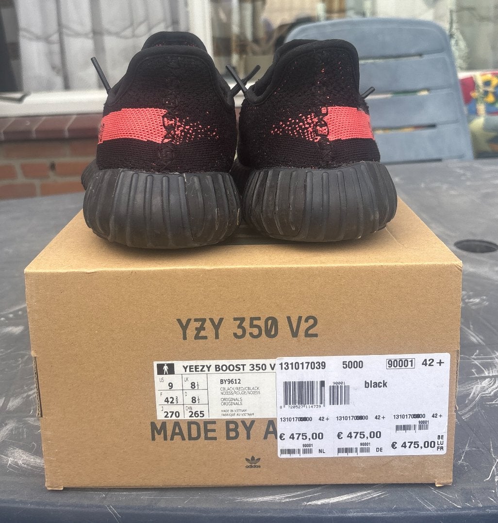 Adidas Yeezy Boost 350 V2 BY9612 Core Black Red, Kleding | Heren, Schoenen, Zwart, Ophalen of Verzenden, Sneakers of Gympen, Zo goed als nieuw