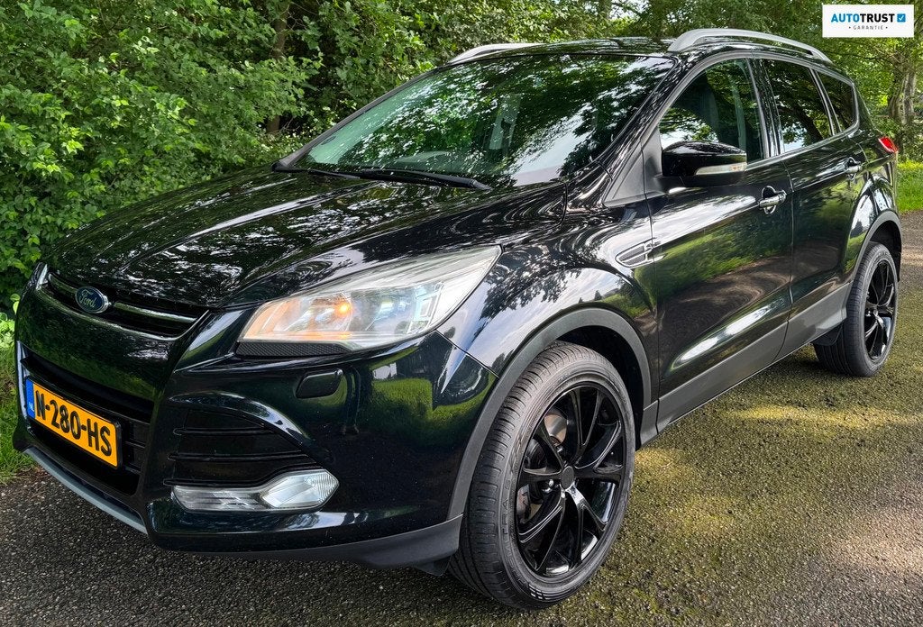 Ford Kuga 1.6 Titanium 2013 150PK TREKHAAK NAVI CAMERA CRUIS, Voorwielaandrijving, 15 km/l, Gebruikt, 4 cilinders