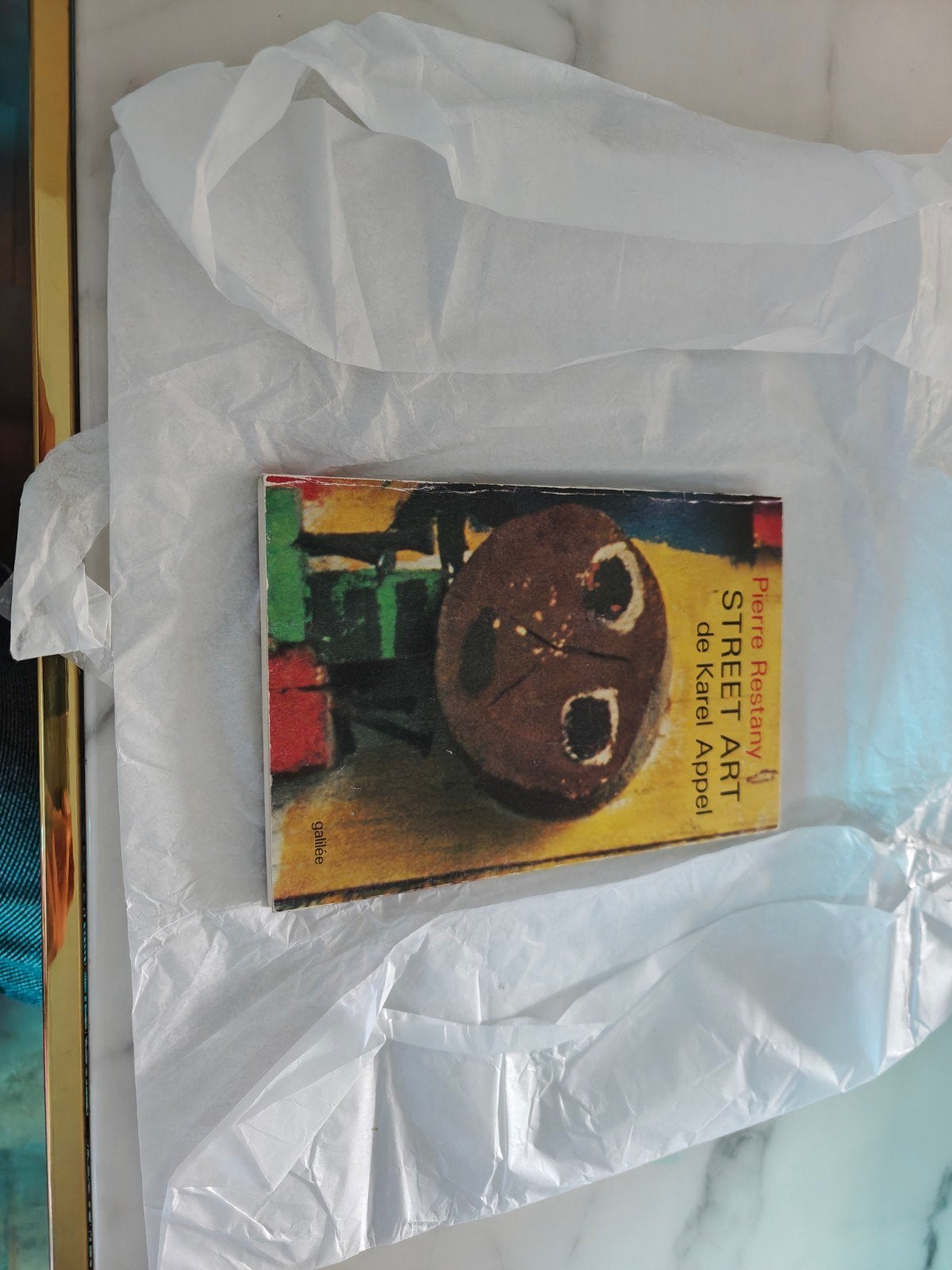Karel Appel gesigneerd boek (Frans), Verzamelen, Muziek, Artiesten en Beroemdheden, Ophalen of Verzenden, Zo goed als nieuw, Boek, Tijdschrift of Artikel