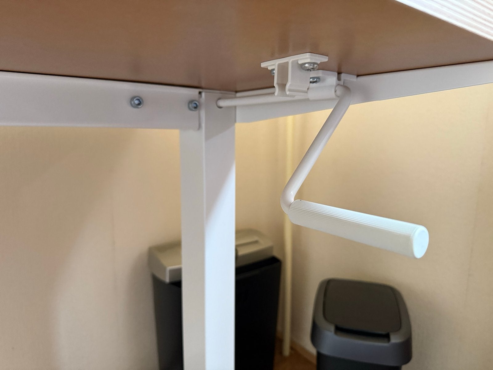 IKEA SKARSTA Zit-sta bureau 120x70 cm, Huis en Inrichting, Bureaus, Ophalen, Zit-sta bureau, Hout, In hoogte verstelbaar