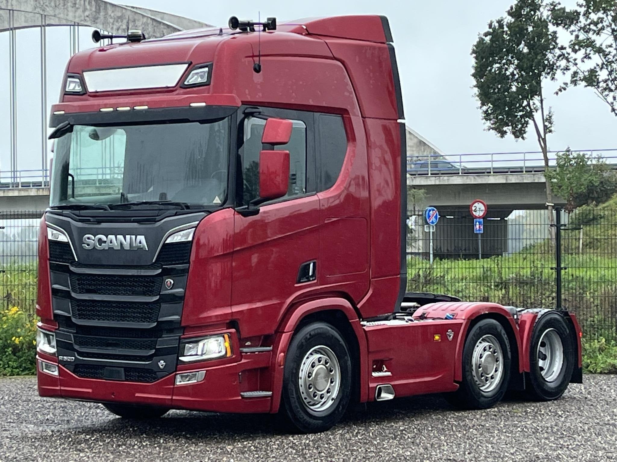 Scania R520 V8 6x2/4 | Retarder | Full Air | Leather |NL Tru, Stof, Euro 6, Scania, Navigatiesysteem