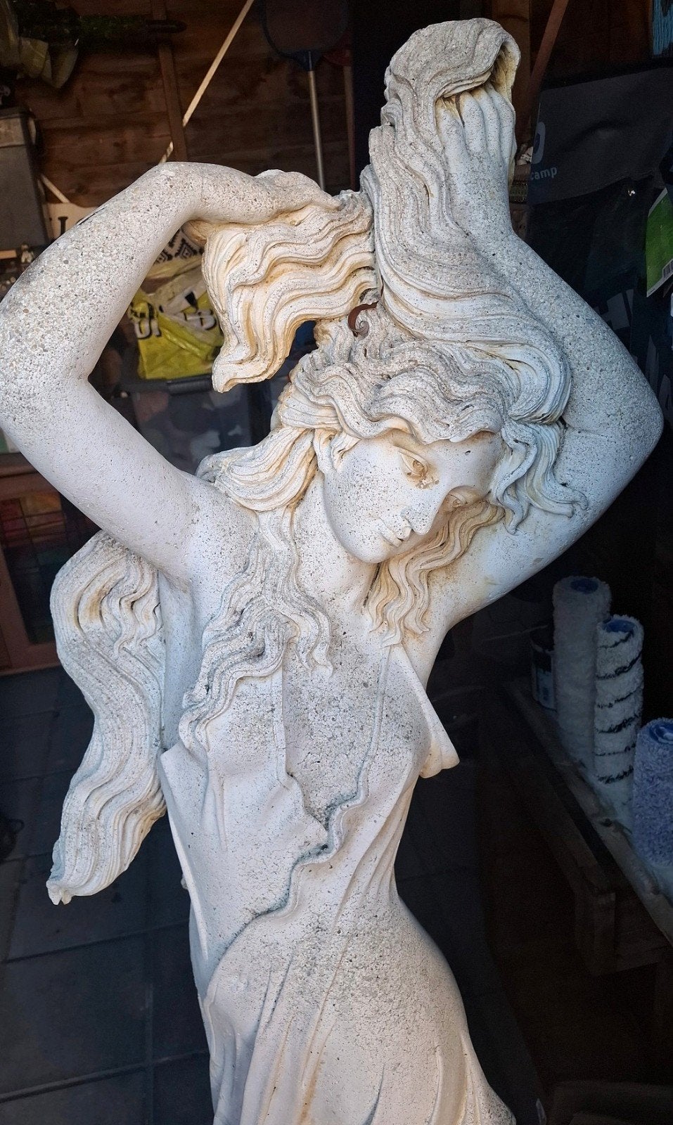 Grote klassieke tuinsculptuur van vrouw, Ophalen of Verzenden, Beeld, Beige, 1 meter - 2 meter