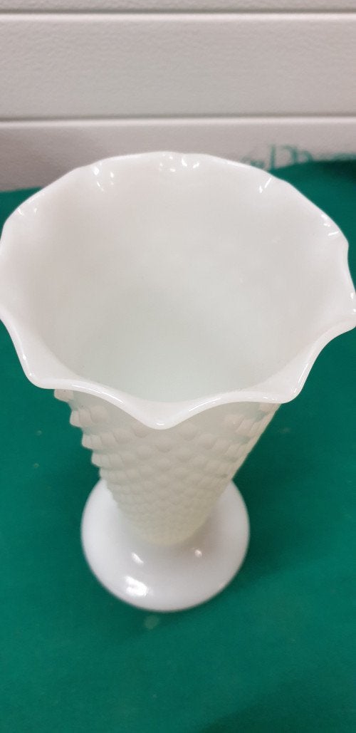 Vaas hobnail vintage melkglas, Ophalen of Verzenden