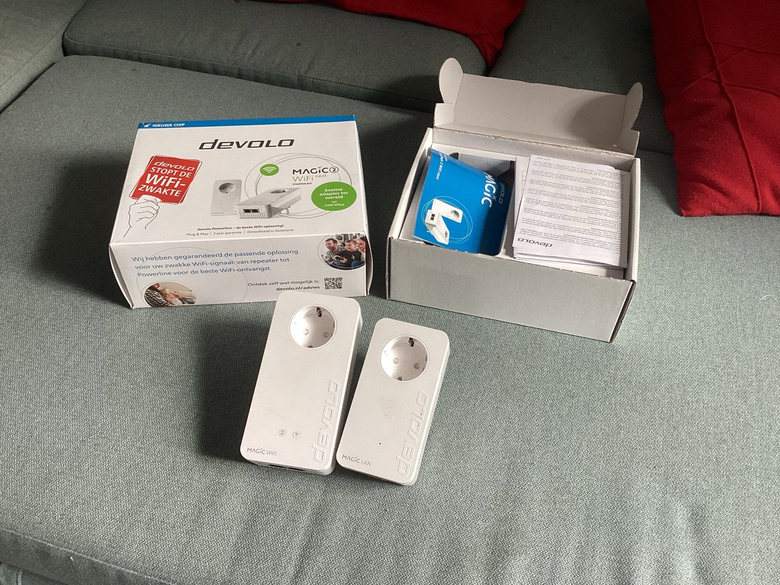 Devolo Magic 2 WiFi next Starter Kit - Powerline, Computers en Software, Ophalen of Verzenden, Zo goed als nieuw