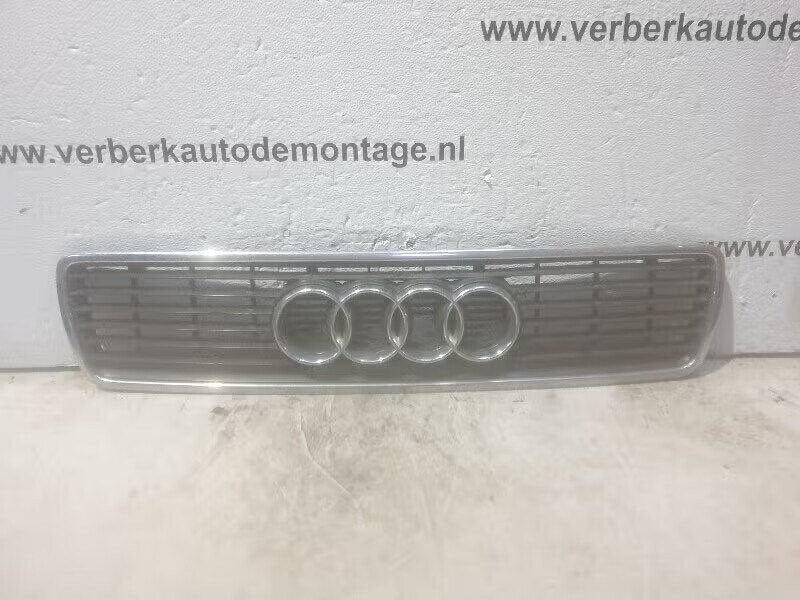 GRILLE Audi 80 (B4) (01-1991/12-1995) (80d-853-651c), Auto-onderdelen, Gebruikt, Auto-Union-Straße 1, 85057 Ingolstadt, DE, Info@audi.de