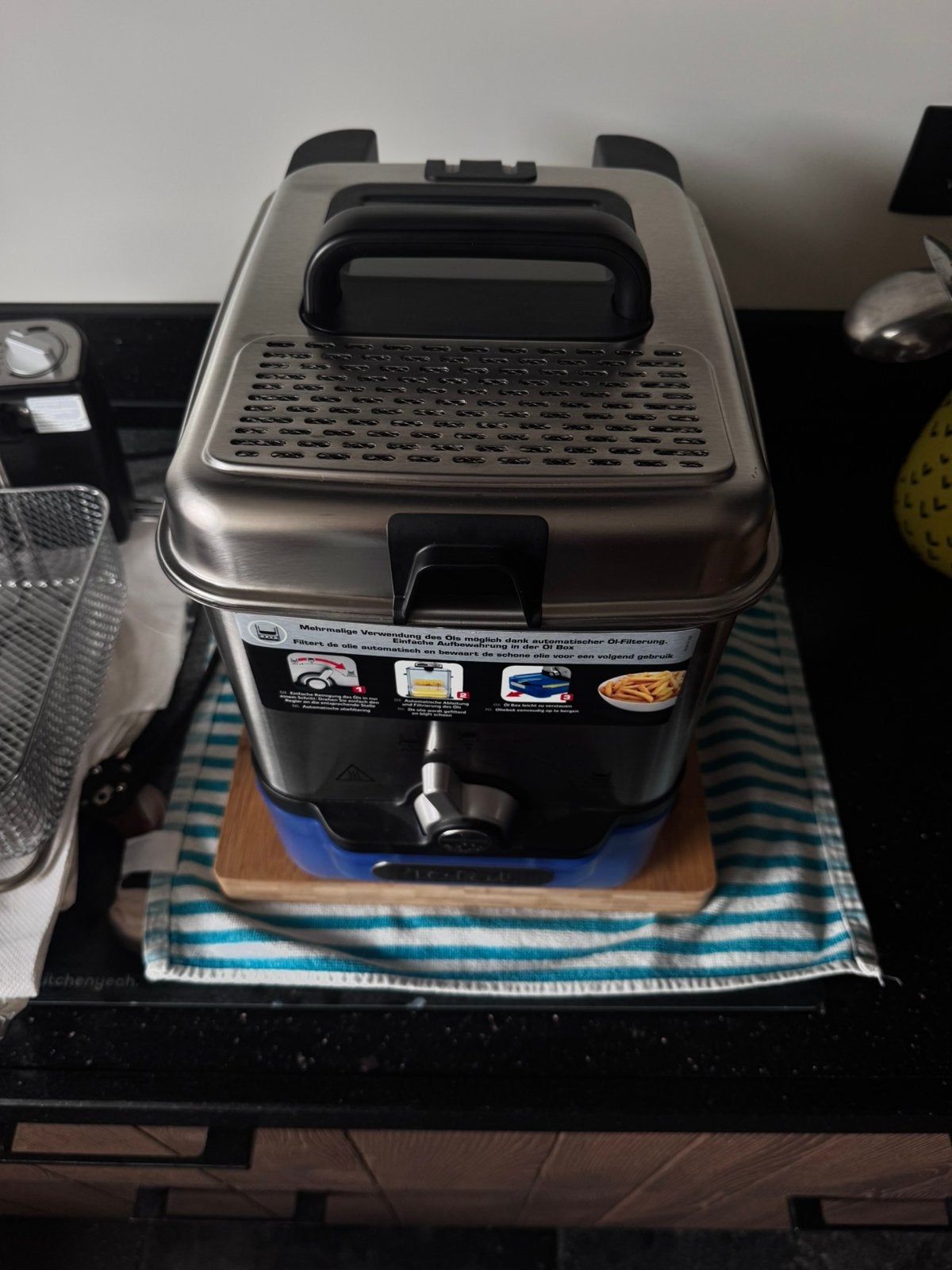 Tefal Oleoclean Pro Fr8040 friteuse, 3 tot 4 liter, Ophalen, Nieuw, Uitneembare binnenpan
