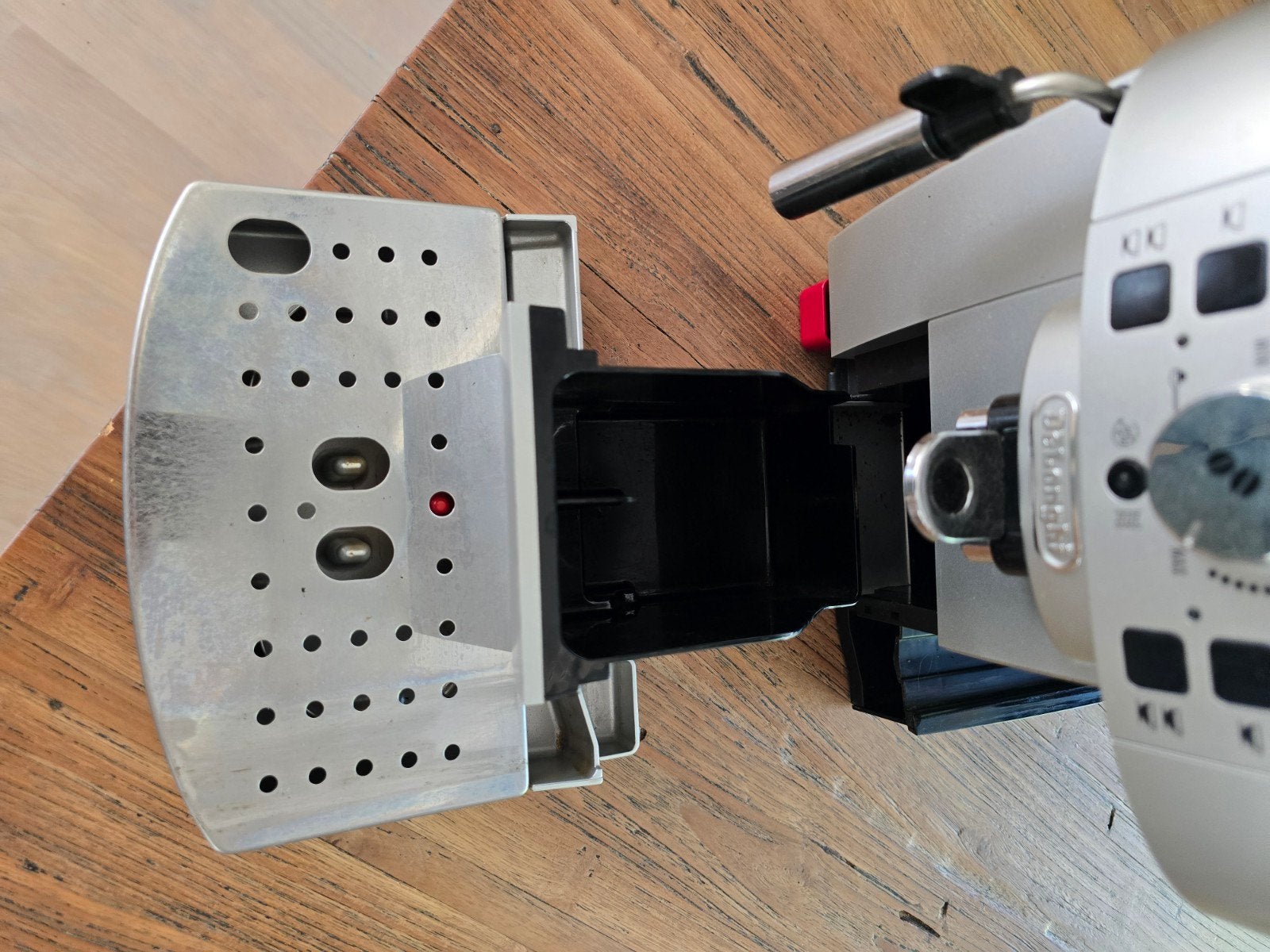 Foto 4 van koffiemachine-bonenmachine de'Longhi