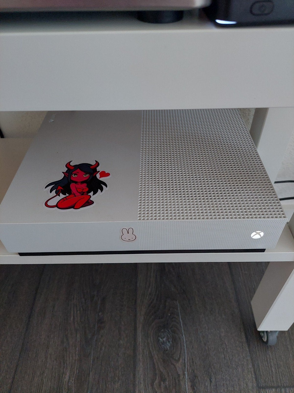 Xbox One S All-Digital Edition met 2 controllers, Spelcomputers en Games, Spelcomputers | Xbox One, Ophalen of Verzenden, Gebruikt