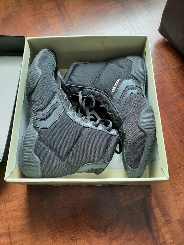 Geox schoenen maat 38, Kleding | Dames, Schoenen, Ophalen of Verzenden, Zo goed als nieuw, Zwart, Sneakers of Gympen