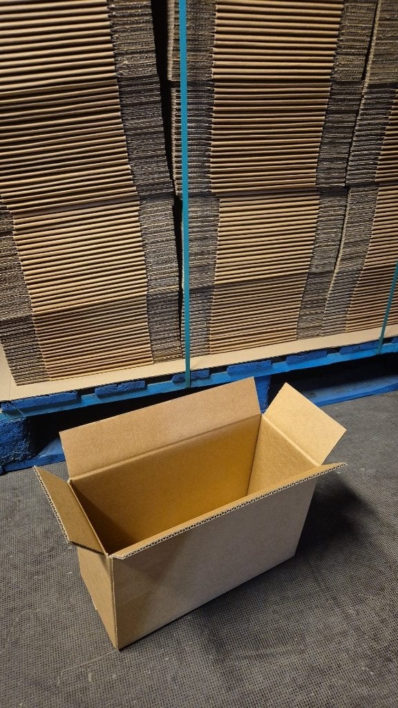 Nieuwe partij kartonnen dozen 300x122x192, Doos, 100 cm of meer, Verzenden, Minder dan 40 cm