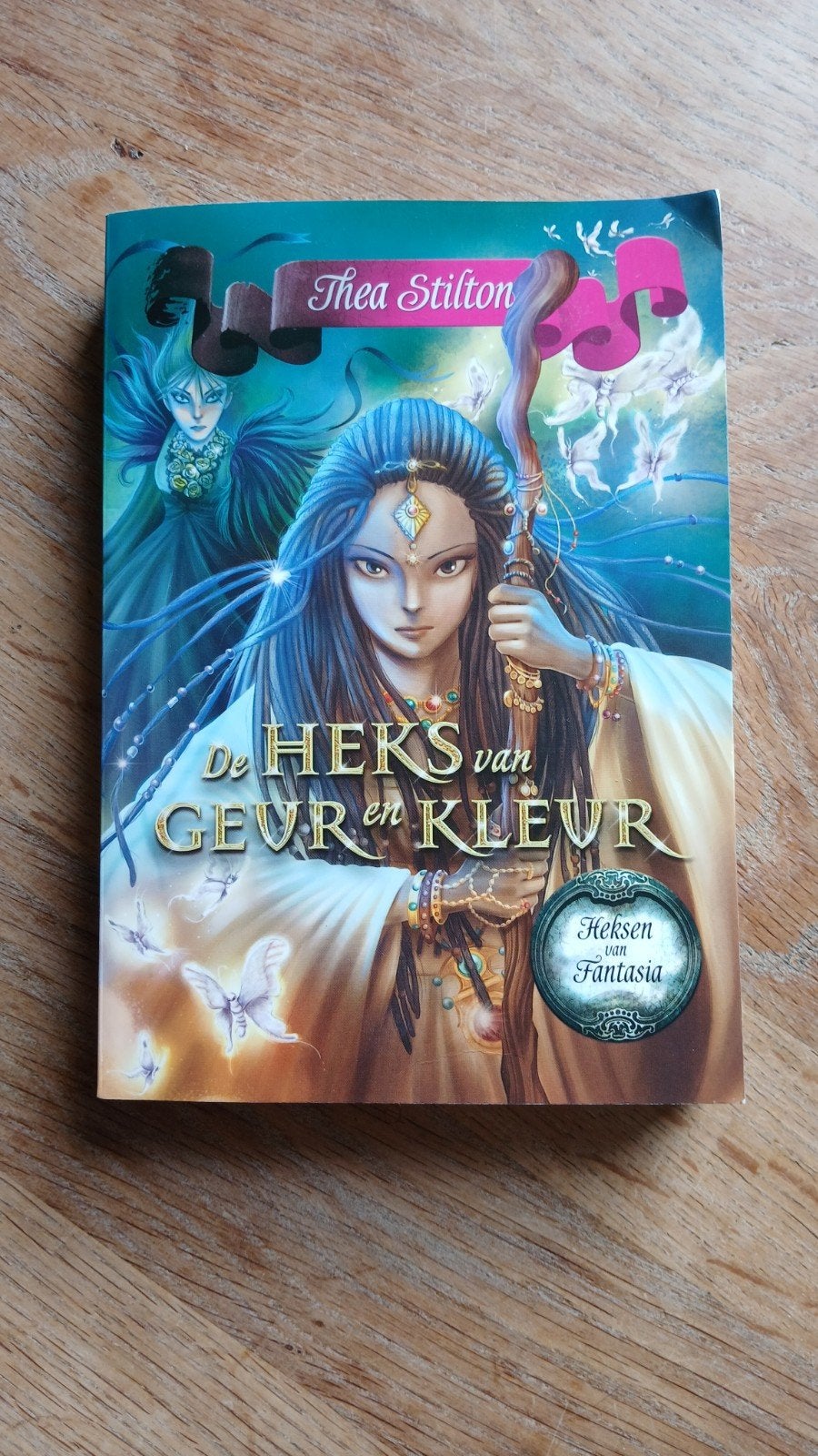 Thea Stilton - De heks van geur en kleur, Boeken, Ophalen of Verzenden, Zo goed als nieuw, Thea Stilton