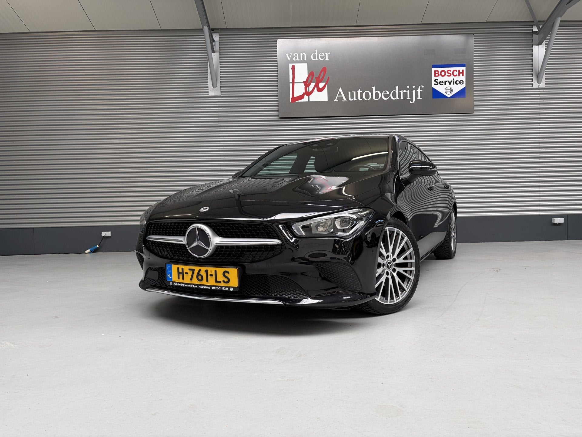 Mercedes-Benz CLA-Klasse Shooting Brake 180 Business Solutio, Auto's, 136 pk, Gebruikt, 4 cilinders, Leder en Stof