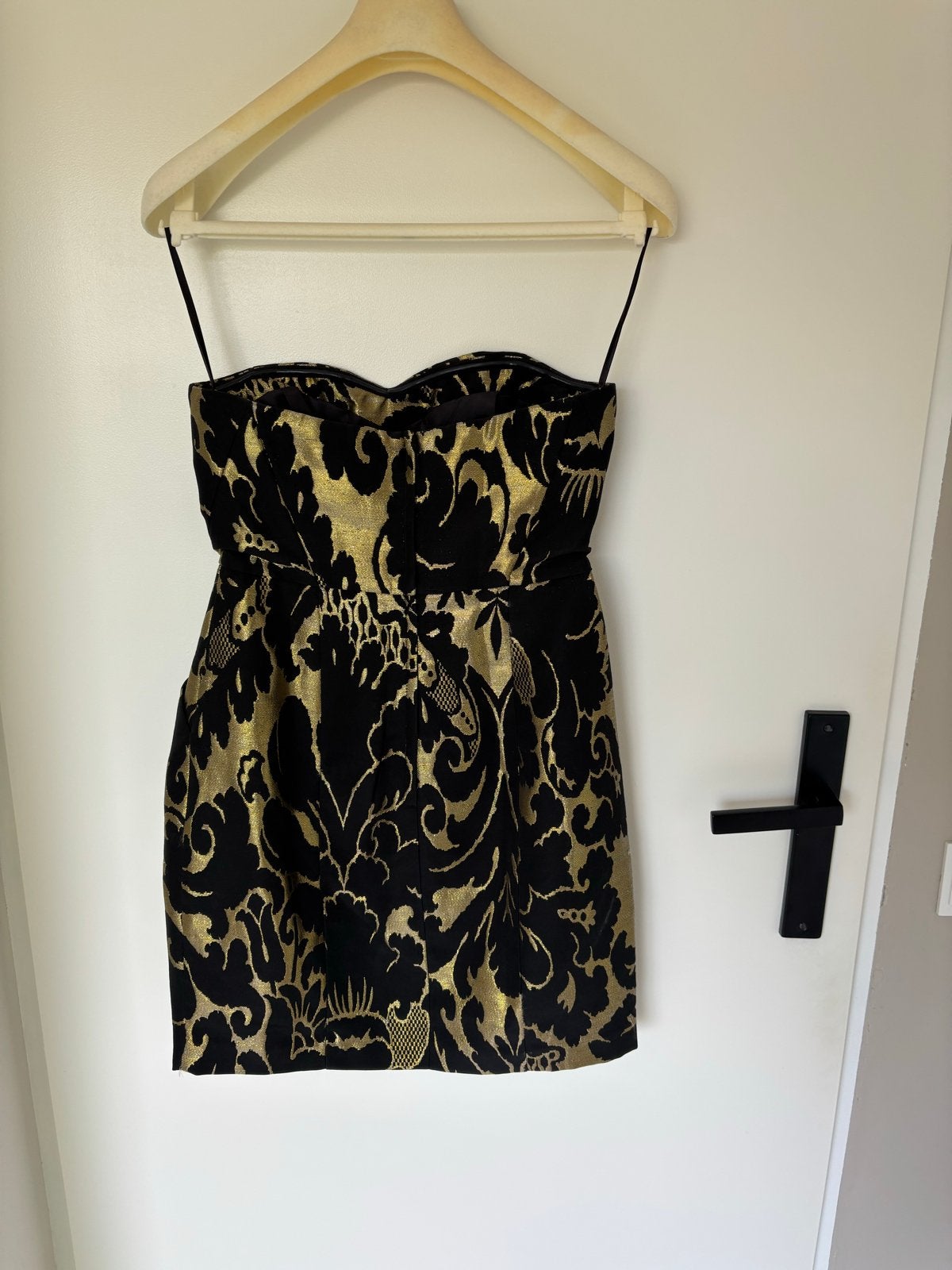H&M Strapless Jurk Zwart Goud Maat 36, Zwart, Ophalen of Verzenden, Zo goed als nieuw, Maat 36 (S)