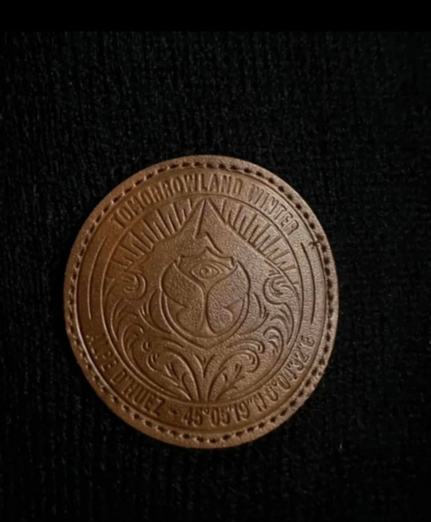 Universele Sjaal Tomorrowland winter, Kleding | Dames, Mutsen, Sjaals en Handschoenen, Nieuw, Sjaal, Ophalen of Verzenden