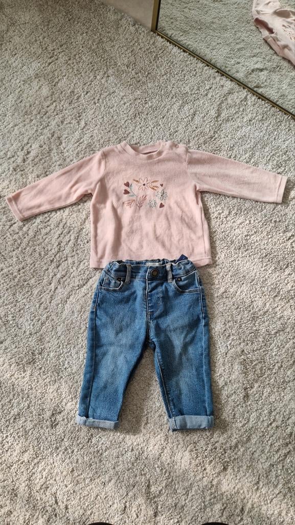 Leuke set: roze trui en spijkerbroekje (maat 68), Kinderen en Baby's, Babykleding | Overige, Ophalen of Verzenden, Gebruikt, Primark