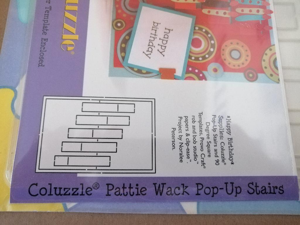 Coluzzle - Pattie Wack Pop-up stairs sjabloon, nieuw € 4,50, Hobby en Vrije tijd, Kaarten | Zelf maken, Ophalen of Verzenden, Nieuw
