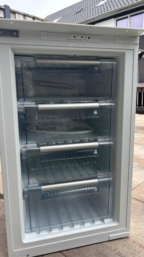 Bosch inbouw vriezer., Witgoed en Apparatuur, Vriezers en Diepvrieskisten, Minder dan 60 cm, Zo goed als nieuw, Energieklasse A of zuiniger