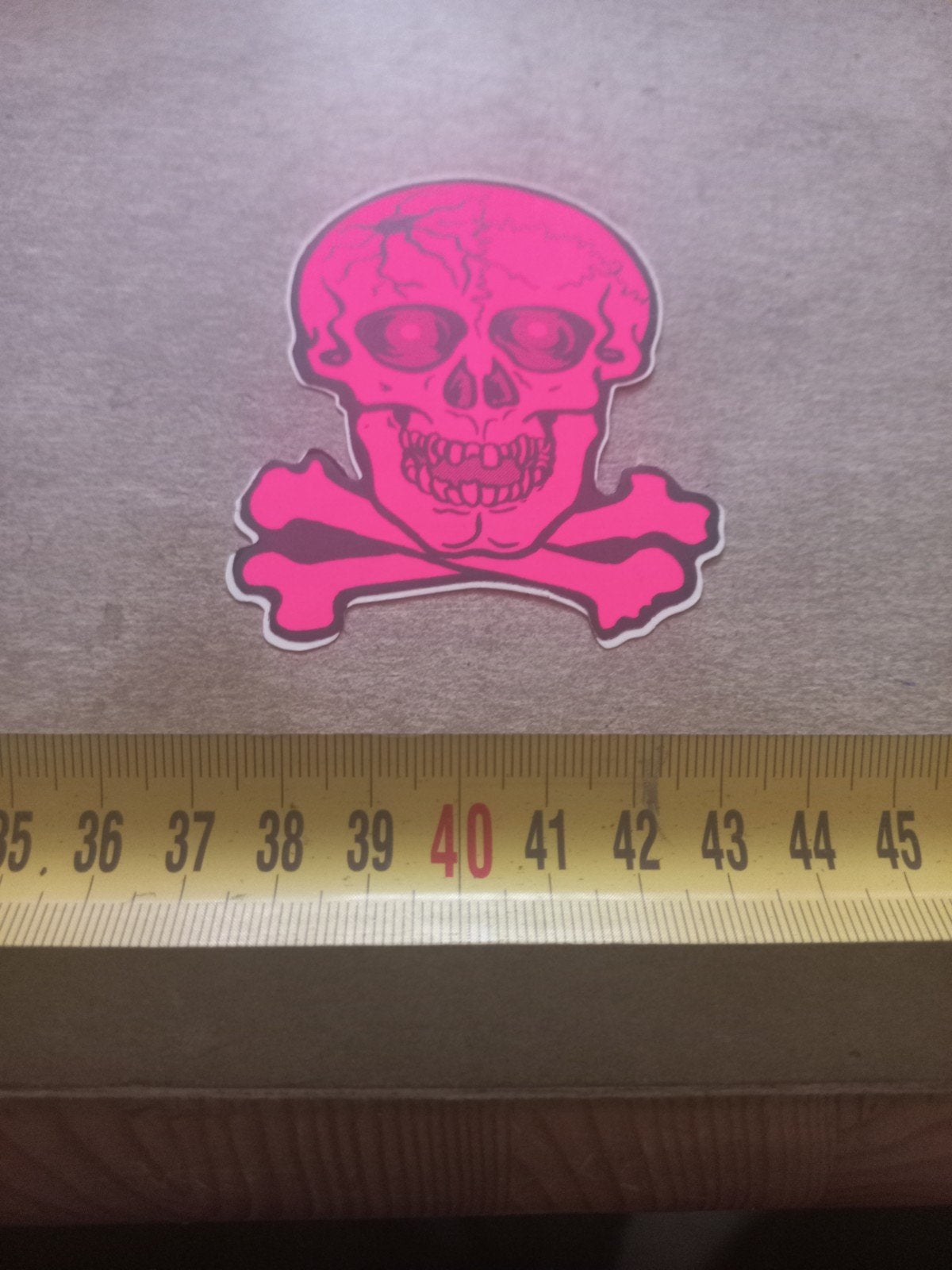 Roze Doodshoofd Sticker - Uniek Design, Ophalen of Verzenden