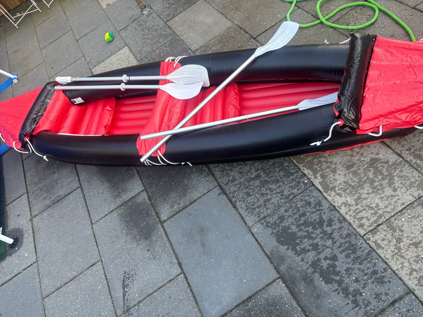 Alleen vandaag voor 60 euro !!!Opblaasbare kano/ met peddels, Ophalen, Opblaasbaar, Zo goed als nieuw, 2-persoons