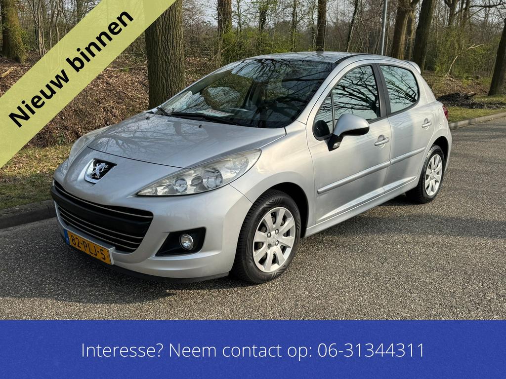 Zeer Nette Peugeot 207 1.4 VTI 16V 2011 Grijs Nieuwe Apk, Auto's, Peugeot, Voorwielaandrijving, 1064 kg, Metallic lak, 49 €/maand