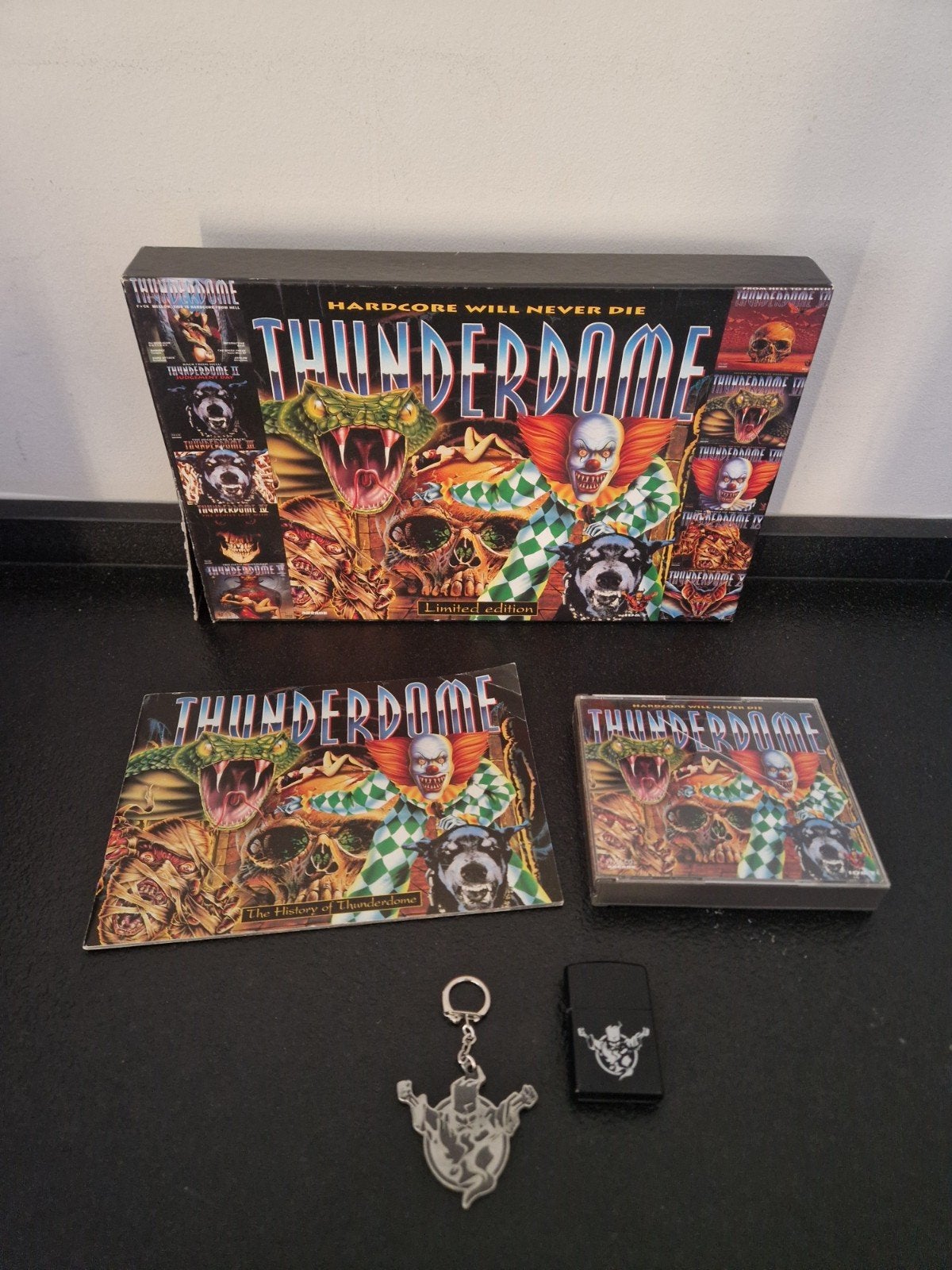 Thunderdome 1995 collectors box. hardcore gabber early 90's, Ophalen of Verzenden, Zo goed als nieuw