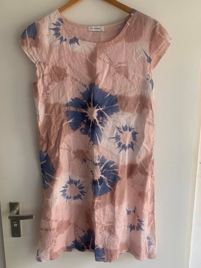 Linnen jurk in shape XL, Ophalen of Verzenden, Zo goed als nieuw, Maat 46/48 (XL) of groter, Onder de knie