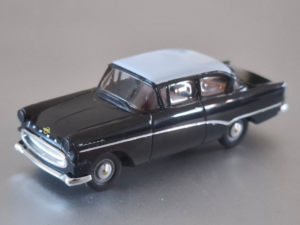 1:87 Opel Rekord zwart met wit dak Brekina in OVP € 8,5, Verzenden, Zo goed als nieuw, Auto, Brekina