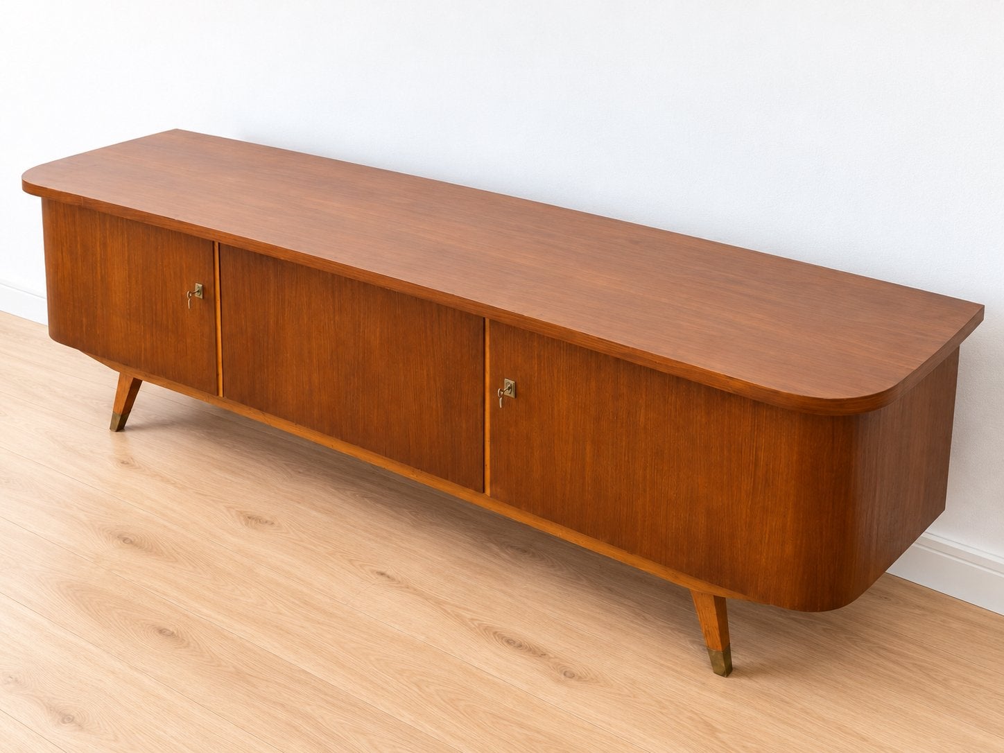 Vintage Mid-Century tv-meubel / laag dressoir, 100 tot 150 cm, Ophalen of Verzenden, Zo goed als nieuw, /