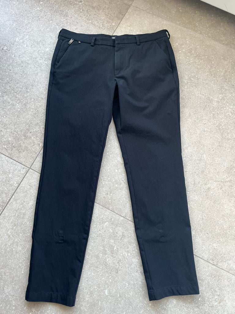 Hugo Boss broek zwart, Ophalen of Verzenden, Zo goed als nieuw, Maat 48/50 (M), Zwart