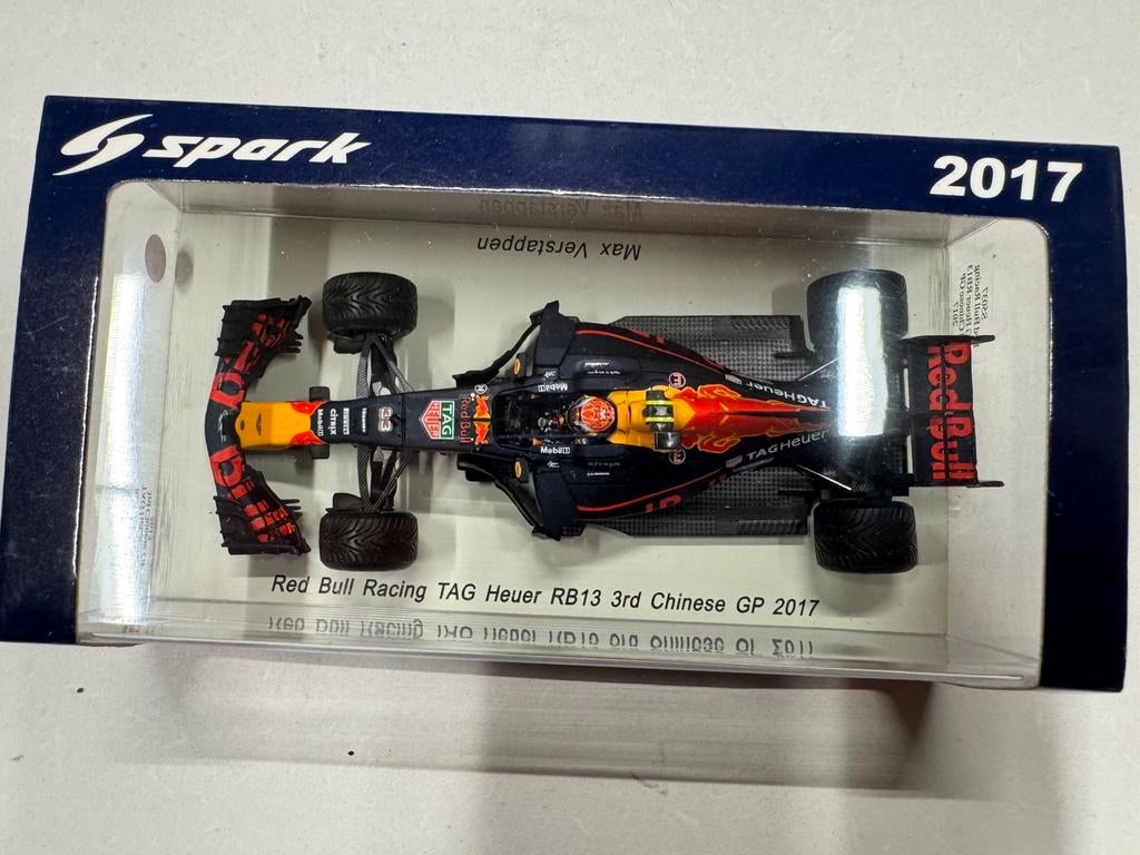 Max Verstappen 1:43 RB13, Hobby en Vrije tijd, Modelauto's | 1:43, Ophalen of Verzenden, Zo goed als nieuw, Auto, MiniChamps