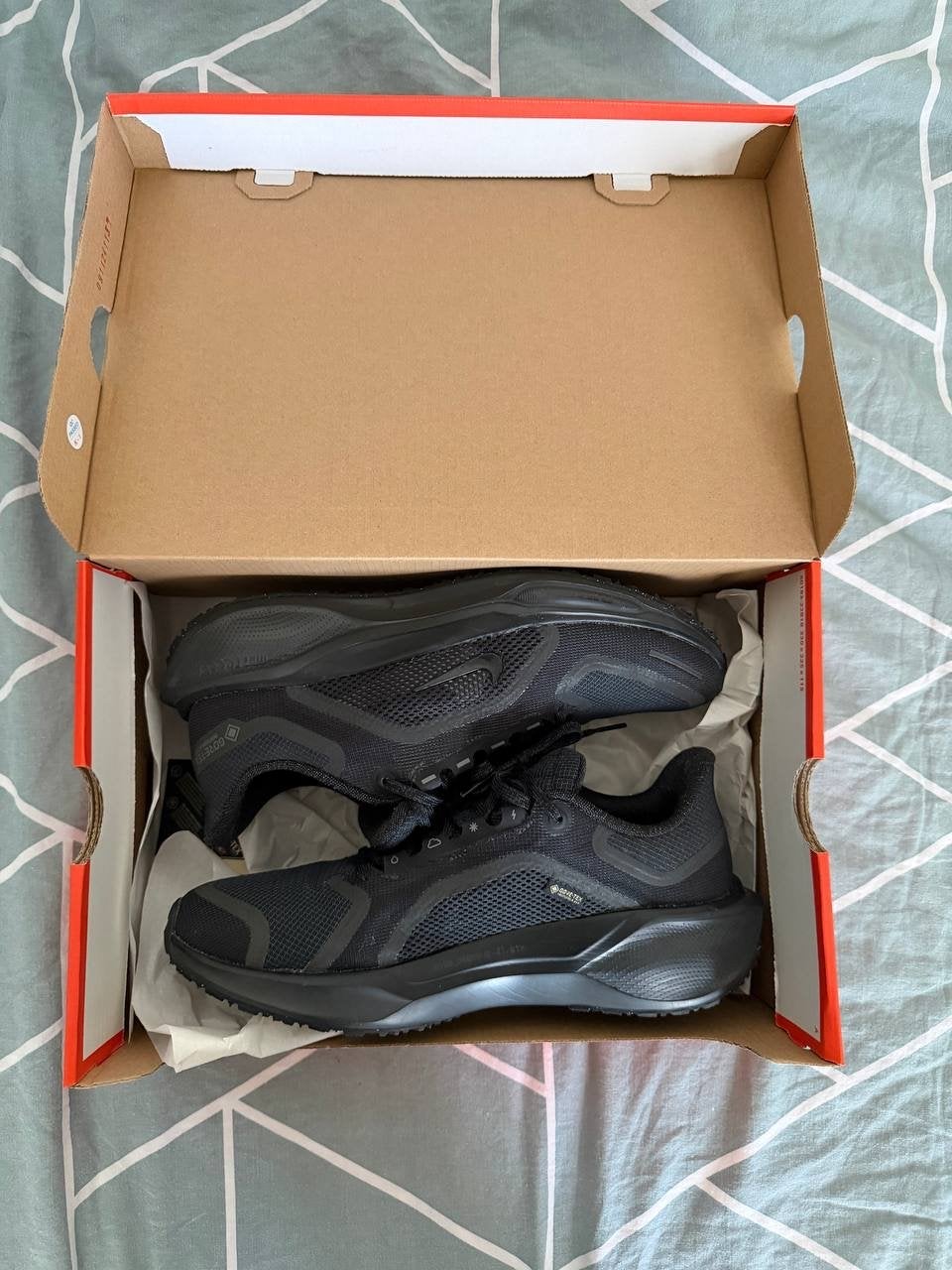 Nike Gore-Tex sneakers - Maat 41 - Zo goed als nieuw, Ophalen of Verzenden, Zo goed als nieuw, Zwart, Sneakers of Gympen